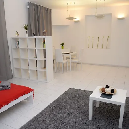 Gæstehus Fox Center 2*